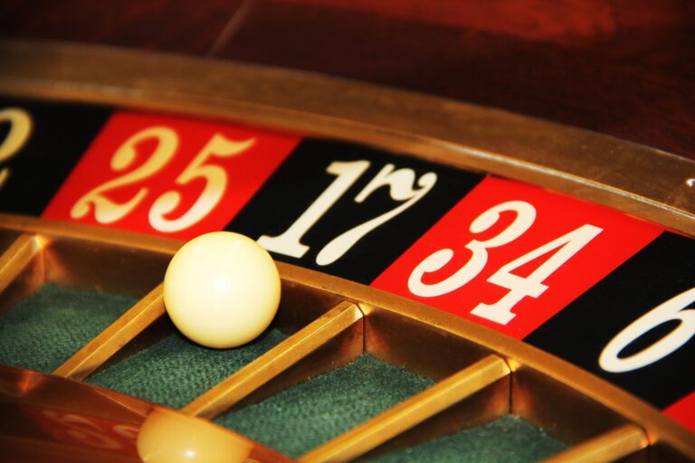 Gra w kasynie online – czy wybór laptopa ma znaczenie?